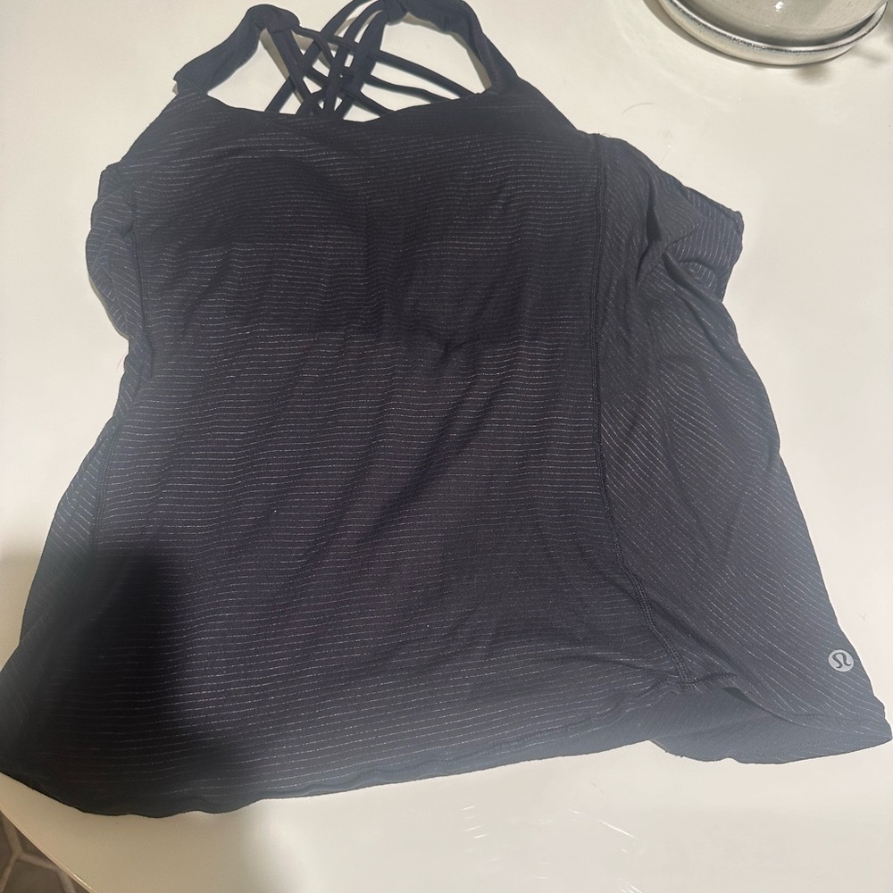 Lululemon 2 in 1 tank with built in sports bra